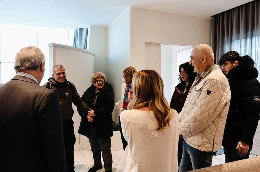 Il Premier Meloni e il Ministro Tajani accolgono in aeroporto Trentini e Burlò