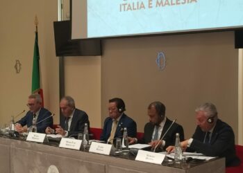 Italia-Malesia: Summit dell’ISIA con Morgoni, Squeri, Divina e Fassino. Videomessaggio del Premier Malese
