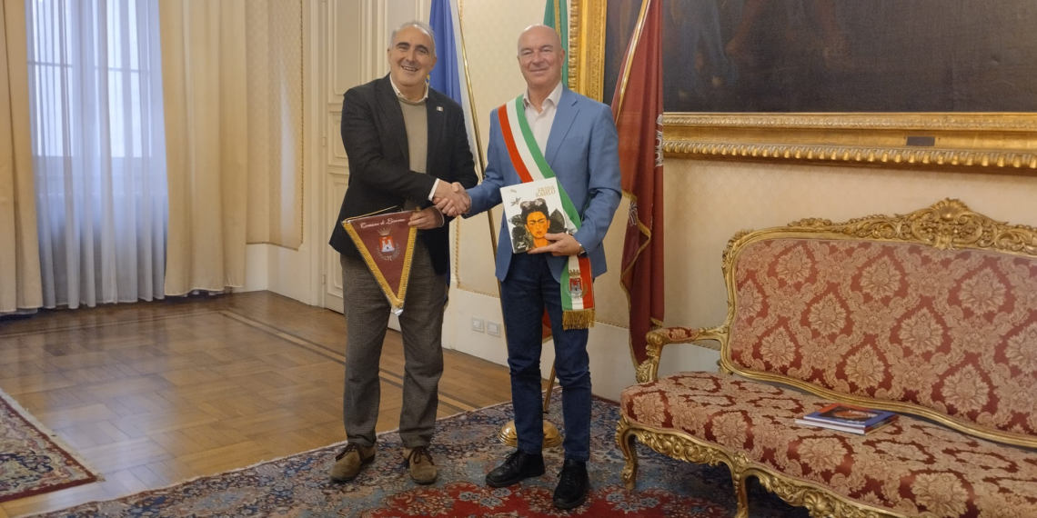Livorno, il Sindaco Luca Salvetti ha incontrato il nuovo Console Onorario del Messico in Toscana Valerio Alecci