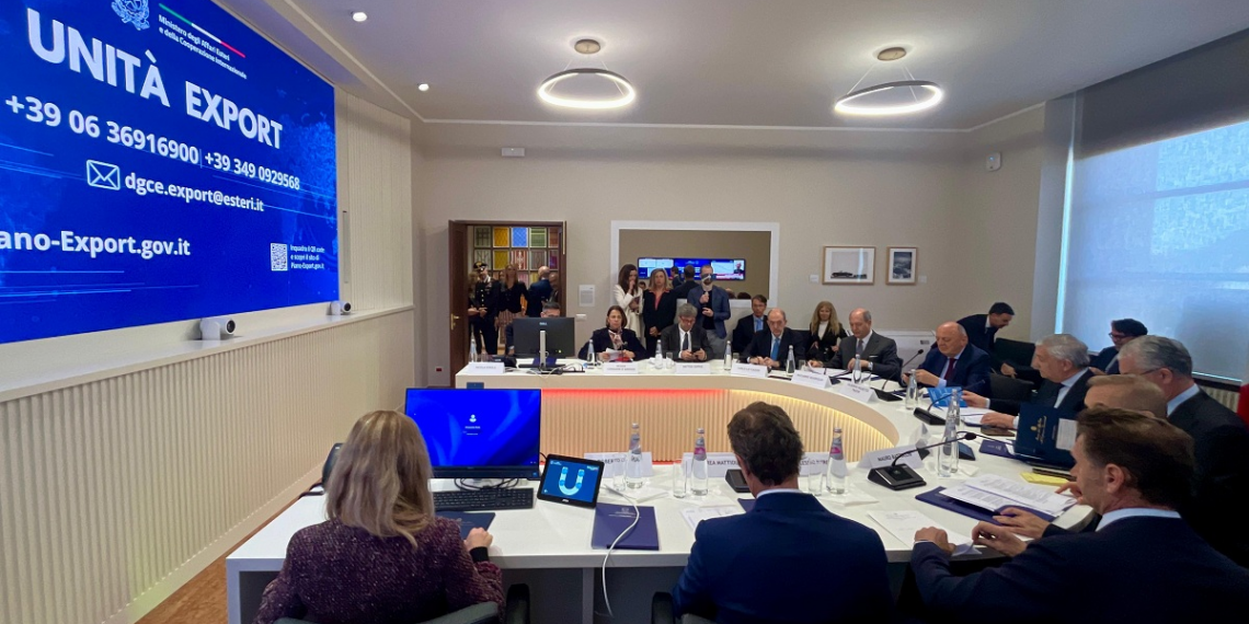 Inaugurata Sala Export della Farnesina con prima riunione su Stretto di Hormuz