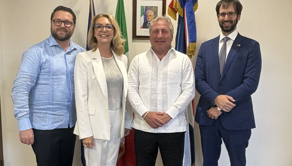 Incontro tra il Com.It.Es. di Santo Domingo e l’Ambasciata d’Italia: focus su servizi consolari