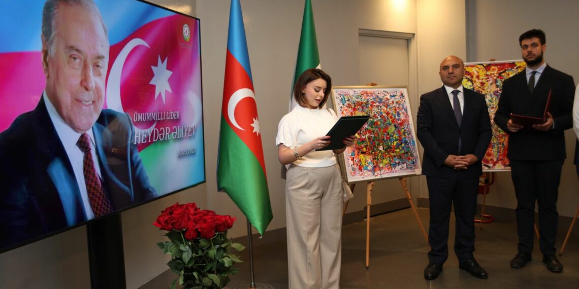 “I colori del tempo: lo sguardo degli artisti Azerbaigiani” in mostra a Roma fino al 17 maggio
