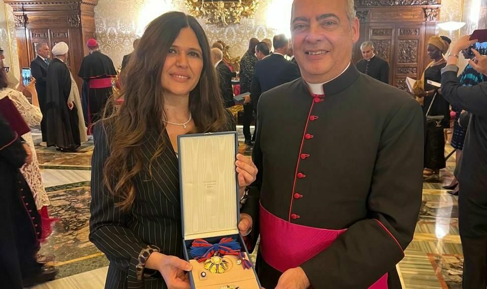 Dama di Gran Croce dell’Ordine Piano: il Vaticano conferisce all’Amb. Frangaj la più alta onorificenza pontificia