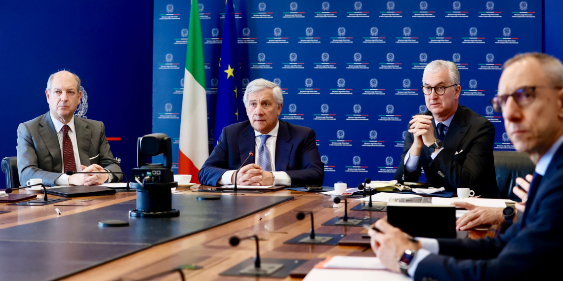 Tajani presiede riunione con Ambasciatori in Medio Oriente