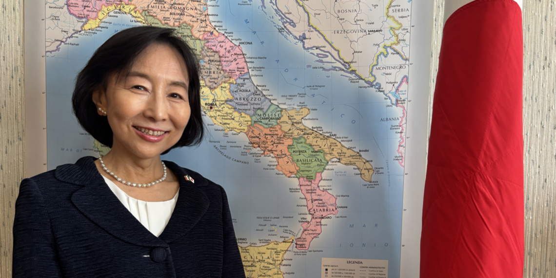 Hikariko Ono, Ambasciatore del Giappone in Italia: “Oggi la diplomazia deve trasformare le divisioni in armonia e cooperazione. La bellezza di Roma mi ha commossa”
