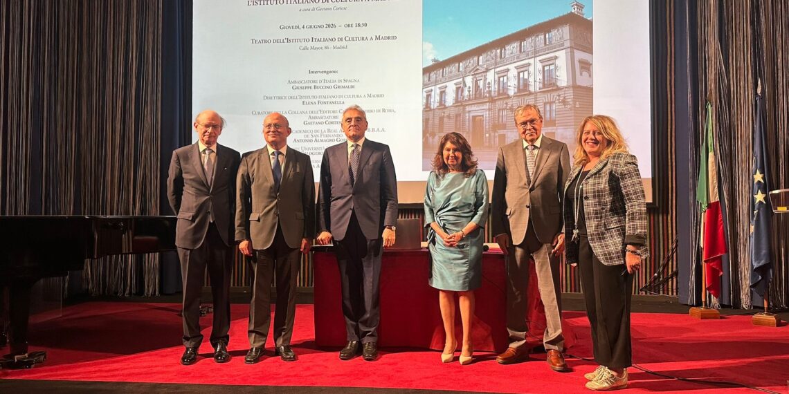 Presentato a Madrid il Volume “Il Palazzo di Abrantes” a cura dell’Ambasciatore Gaetano Cortese