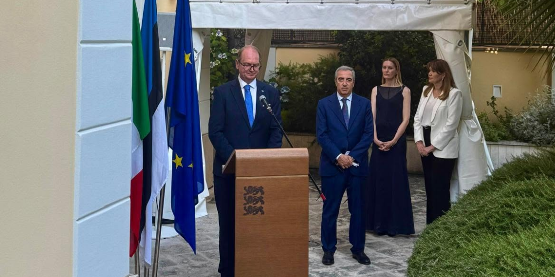 Memoria, solidarietà e dialogo: l’Ambasciata d’Estonia celebra la Festa della Vittoria