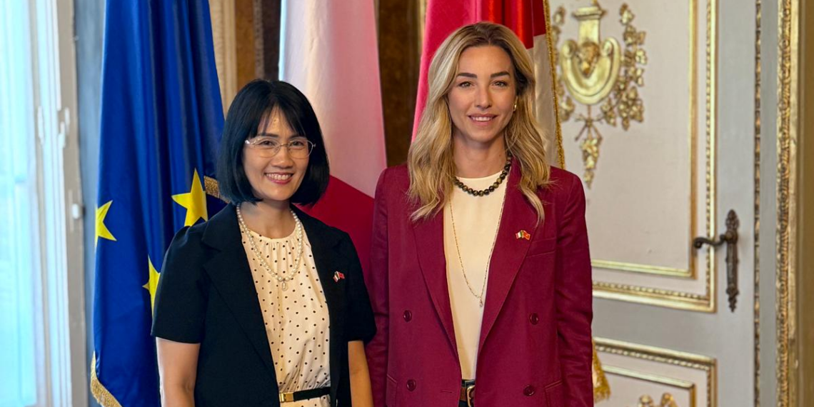 Genova, la Sindaca Salis riceve l’Ambasciatrice del Vietnam Nguyen Phuong Anh