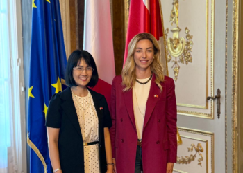 Genova, la Sindaca Salis riceve l’Ambasciatrice del Vietnam Nguyen Phuong Anh