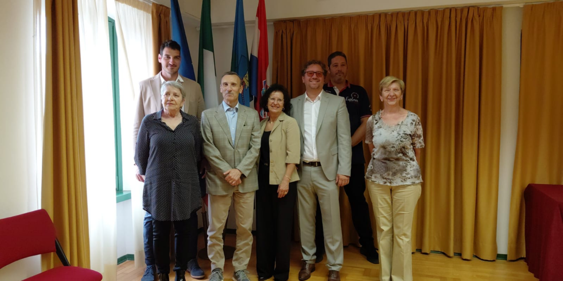 L’Ambasciatore Trichilo a Fiume per la Festa della Repubblica omaggia la tomba di Norma Cossetto