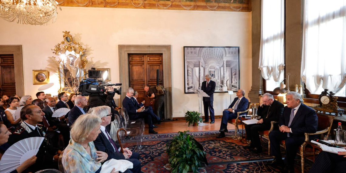 Il Ministro Tajani partecipa alla presentazione del libro “Pasqua di pace”