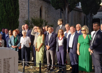 Croazia, Ambasciatore Trichilo a Pola per 80º Anniversario della Strage di Vergarolla