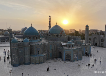 Afghanistan, Italia e UNESCO avviano restauro della Moschea Blu a Mazar-i-Sharif