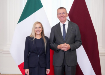 Lettonia, l’Ambasciatore Andreina Marsella presenta Lettere Credenziali al Presidente Rinkēvičs