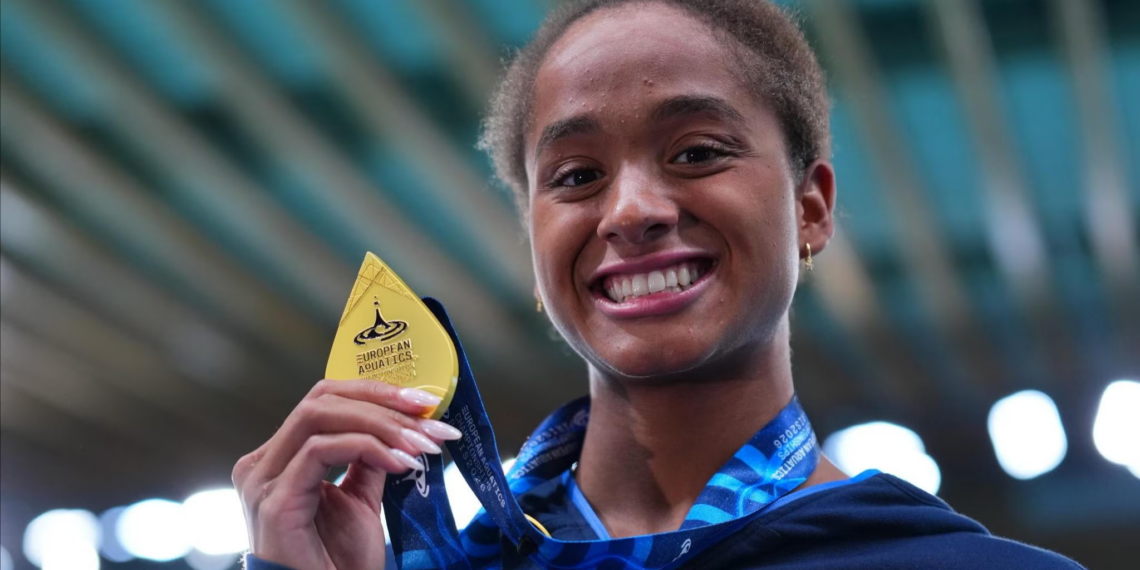 Tajani chiama Sara Curtis e la nomina Ambasciatrice della Diplomazia dello Sport con Chiara Pellacani