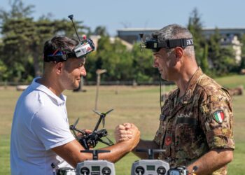 “Esercito 1659 Drone Challenge”, a Roma la prima gara di droni con i migliori piloti civili e militari (19-20 settembre)