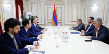 Armenia, incontro dell’Ambasciatore Ferranti con il Presidente dell’Assemblea Nazionale