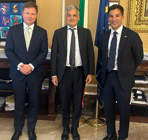 Il Prefetto di Milano Sgaraglia incontra l’Ambasciatore del Regno Unito Stephen Hickey