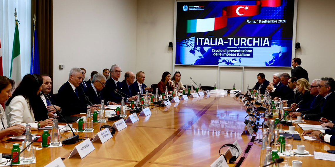 Tajani incontra il Ministro del Commercio Turco Omer Bolat