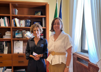 Reggio Calabria, l’Ambasciatore d’Australia Cowley incontra il Prefetto e visita l’Archivio Storico Diocesano