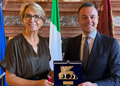 Il Sindaco di Venezia Simone Venturini riceve l’Ambasciatrice di Francia Anne-Marie Descôtes
