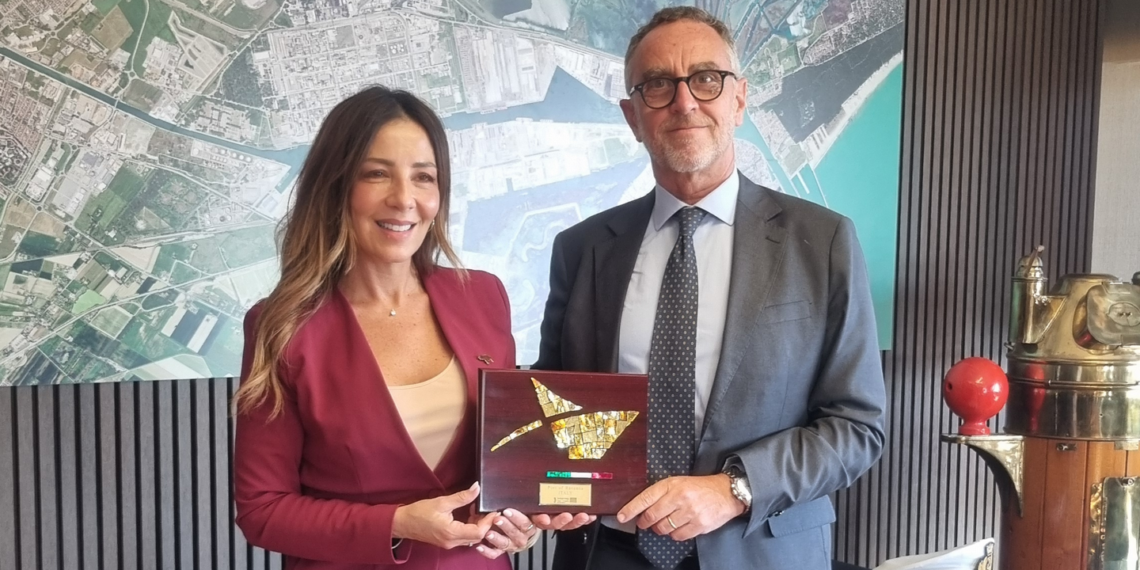 L’Ambasciatrice del Venezuela Maria Elena Uzzo in visita al Porto di Ravenna