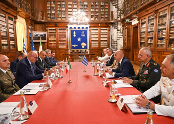 Due Fregate FREMM italiane alla Grecia: Crosetto e Dendias rilanciano il dialogo sulla sicurezza europea