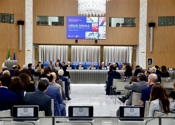 Il Vice Ministro Cirielli inaugura la XXVI Settimana della Lingua Italiana nel Mondo