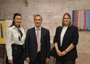 Croazia, la Mostra di Cravatte Talarico fa tappa a Spalato