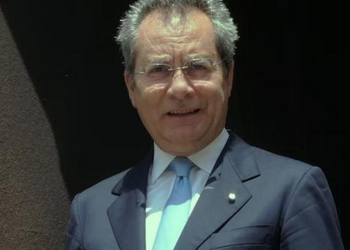 Tajani si congratula con Carlo Comporti per la nomina alla presidenza dell’ESMA