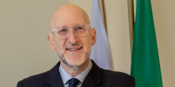 Luca Franchetti Pardo, Ambasciatore a Varsavia: “Italia e Polonia condividono una visione strategica sempre più vicina. L’Europa deve imparare a essere più resiliente”