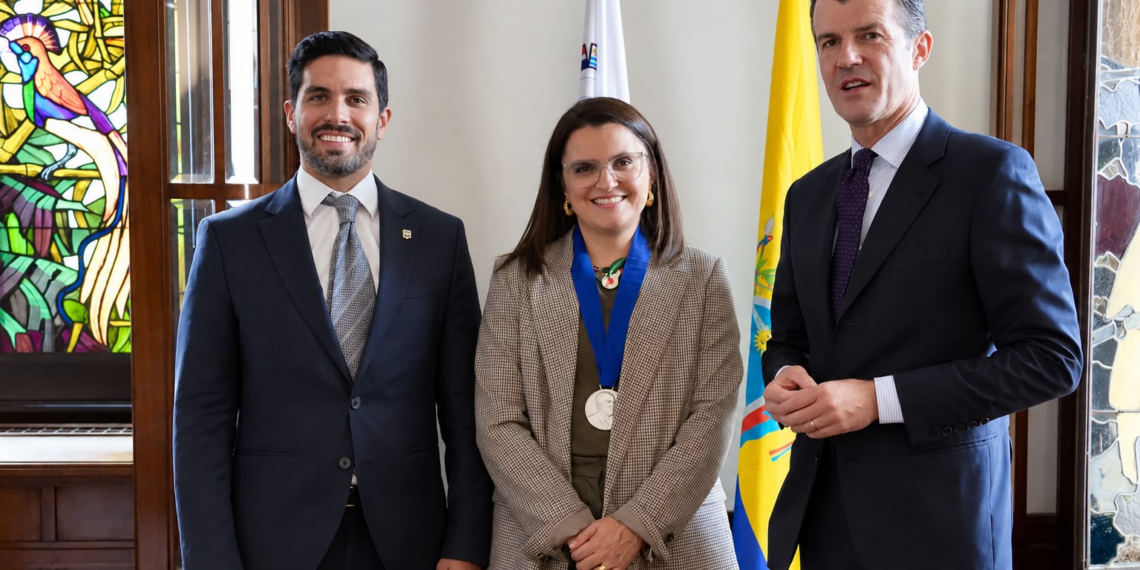 La Vicepresidente dell’Ecuador María José Pinto in visita all’IILA