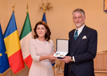 Il Ministro Giuli insignito dell’Ordine al Merito Culturale della Romania