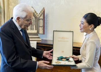 Mattarella conferisce Onorificenza di Cavaliere di Gran Croce alla Principessa del Regno di Thailandia