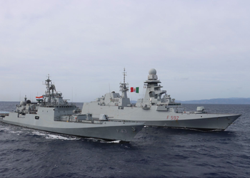 India e Italia, si rafforza la cooperazione marittima: la nave INS Trishul fa scalo a Civitavecchia
